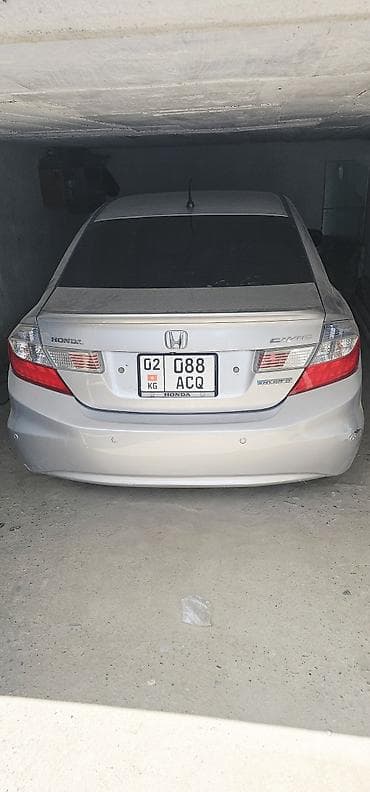 Honda Civic: 2012 г., 1.5 л, Вариатор, Гибрид, Седан — 3