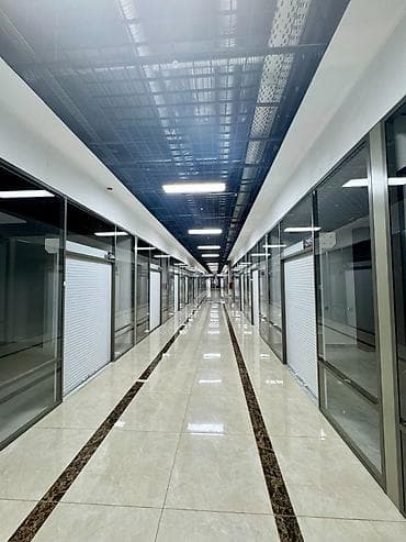 продажа токмок: Бутиктерди сатуу Соода борборунда, 28 м², 1 кабат — 3