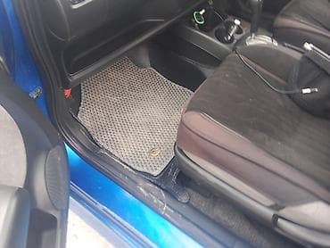 фит пороги: Honda Fit: 2004 г., 1.3 л, Вариатор, Бензин, Универсал — 5