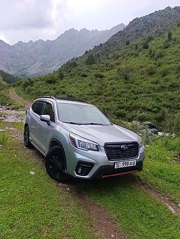 авто прикуриватель: Subaru Forester: 2019 г., 2.5 л, Бензин — 3
