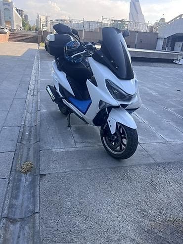 nmax скутер: Макси-скутер 150 куб. см, Бензин, Б/у — 3