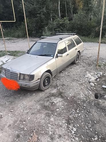 продаю коврики: Mercedes-Benz W124: 1990 г., Универсал — 1