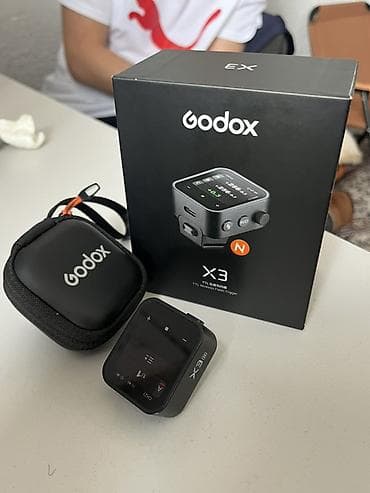 Godox X3 (N) — компактный TTL‑радиосинхронизатор для вспышек с
