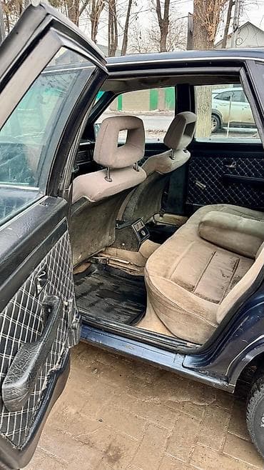 audi a8: Audi 100: 1989 г., 2.3 л, Механика, Бензин, Седан — 6