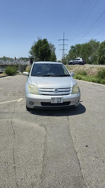 Toyota Ist: 2003 г., 1.5 л, Автомат, Бензин, Хэтчбэк
