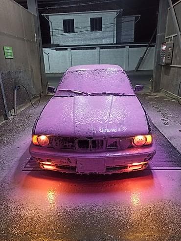 v class: BMW 5 series: 1994 г., 2 л, Седан — 4