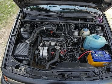 продажа теплоходов: Volkswagen Passat: 1992 г., 1.8 л, Ручные, Бензин, Седан — 8