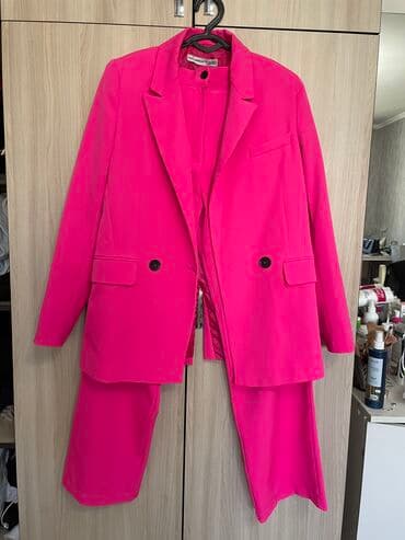 брендовые спортивные костюмы женские турция: Продаётся брючный костюм,женский,размер 46,почти новый,производство — 1