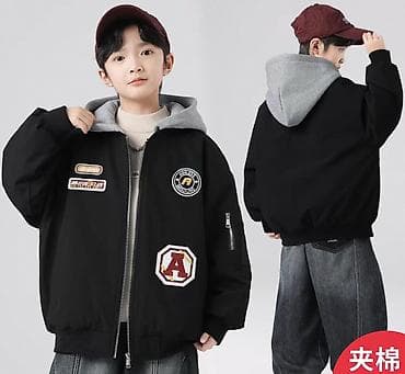 Детская куртка-бомбер с нашивками - Модель: черный бомбер с молнией