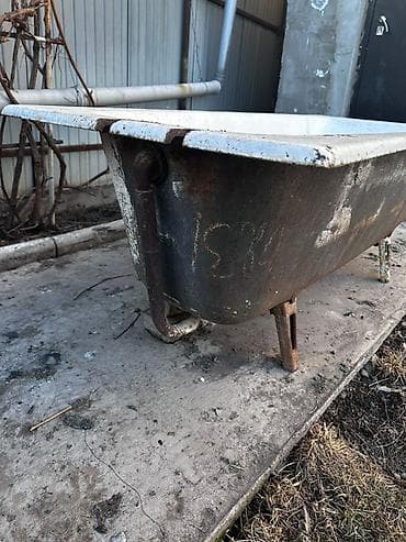 бочок для бани: Чугунная ванна на ножках, классическая прямоугольная форма. Основные — 5