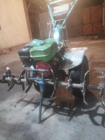 - мотоблок с ручным Пашем огороды. Цена за сотку — 400 сом. Выезд