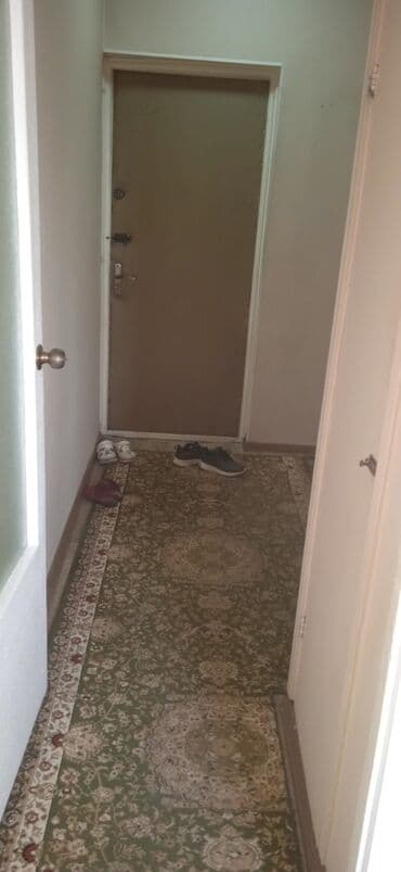 квартиры дома: 1 комната, 35 м², 105 серия, 9 этаж, Старый ремонт — 1