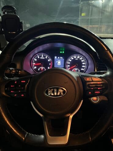 по всем вопросам обращаться по номеру: Kia Stonic: 2017 г., 1.4 л, Автомат, Бензиновая, Кроссовер — 9