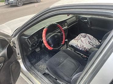 авто веста: Opel Vectra: 1999 г., 1.8 л, Автомат, Бензин, Седан — 4