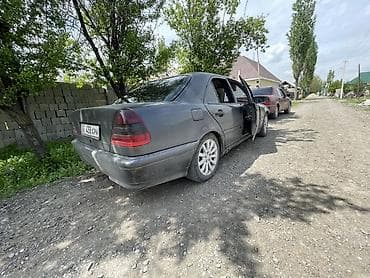 бампер на w202: Mercedes-Benz C-Class: 1998 г., 1.8 л, Ручные, Бензин, Седан — 6