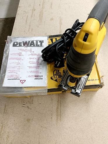 лазерный рулетка: Лобзик DeWALT DWE349 - Мощность: 650 Вт - Частота ходов: 500–3200 — 1