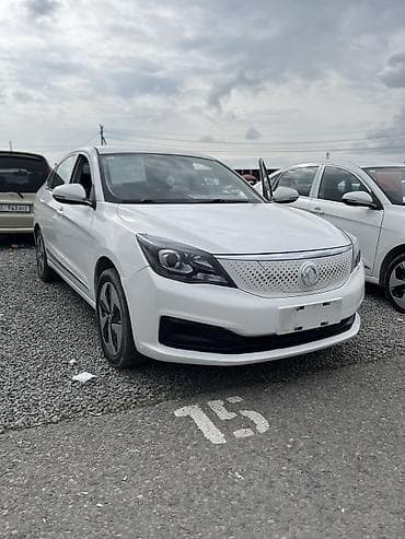 Dongfeng: Dongfeng : 2022 г., Автомат, Электромобиль, Седан — 5