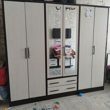 Шкафы для ванной: Шкаф 6дверный,высокийвместительныйсостояние отличное25000с — 2