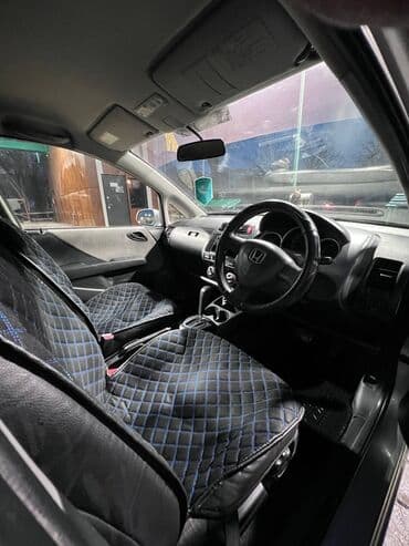 фит 2004: Honda Fit: 2003 г., 1.3 л, Вариатор, Бензин, Универсал — 4