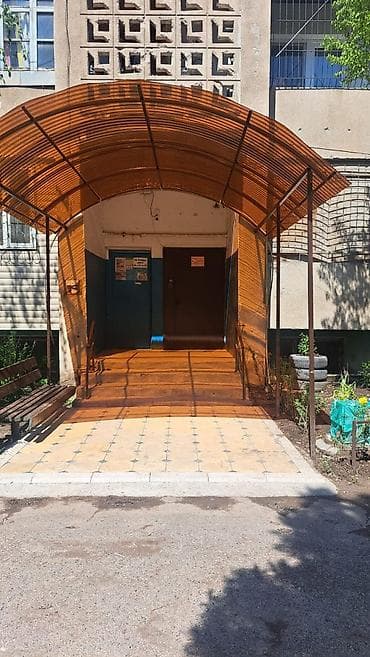 3 х комнатный квартира: 3 комнаты, 68 м² — 1
