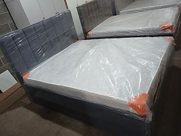 mamaroo 3 0: Двуспальная кровать с высоким мягким изголовьем и матрасом - — 4