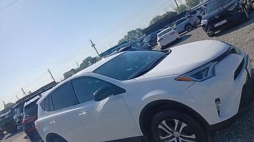 prius v: Toyota RAV4: 2018 г., Кроссовер — 2