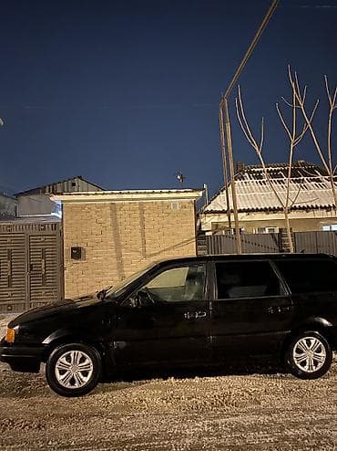 sprinter 2008: Volkswagen Passat Variant: 1990 г., 1.8 л, Механика, Бензин, Универсал — 8