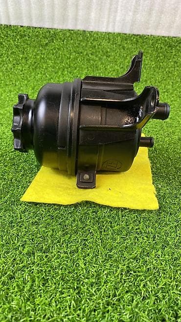 5series: Бачок BMW 2011 г., Б/у, Оригинал, Германия — 1