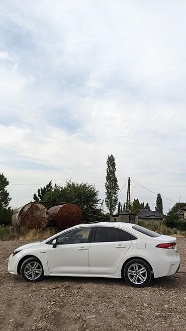 тайта карола: Toyota Corolla: 2023 г., 1.8 л, Вариатор, Гибрид, Седан — 4