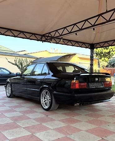 BMW 5 series: 1994 г., 2.5 л, Кол менен иштөөчү, Бензин, Седан — 3