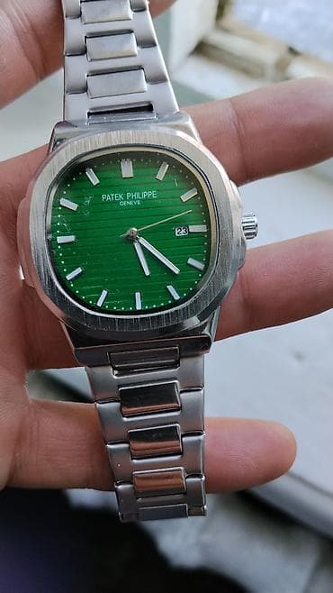 curren часы бишкек: Наручные часы в стиле Patek Philippe Nautilus с зелёным циферблатом — 1