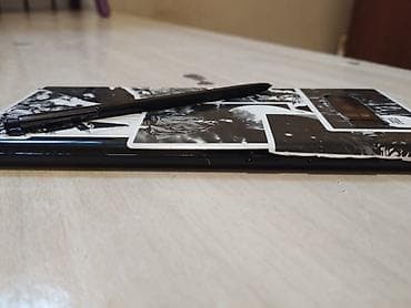 s pen: Samsung Galaxy Note 8 — 7