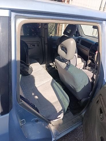 bcd com: Mazda Demio: 2001 г., Автомат, Бензин, Хэтчбэк — 2