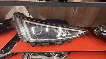 mini led: Фара передняя левая для автомобиля — корпус с линзованной секцией — 1
