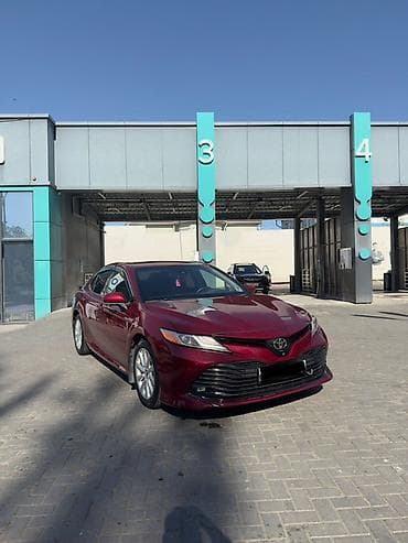 Продажа авто: Toyota Camry: 2018 г., 2.5 л, Вариатор, Гибрид, Седан — 3