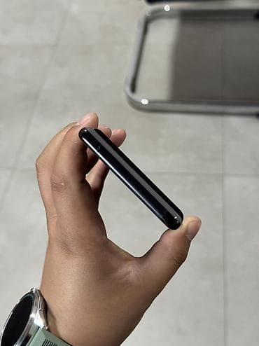 j7 pro: Google Pixel 6 Pro, Б/у, 128 ГБ, цвет - Черный, 1 SIM, eSIM — 3