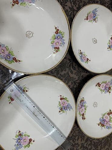 набор кулучтор: Пловницы СССР с надписью «С праздником».
7 штук за 2500 сом — 2