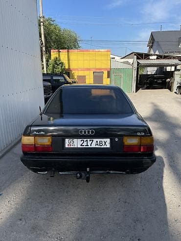 mazda 3: Audi 100: 1989 г., Механика, Седан — 5