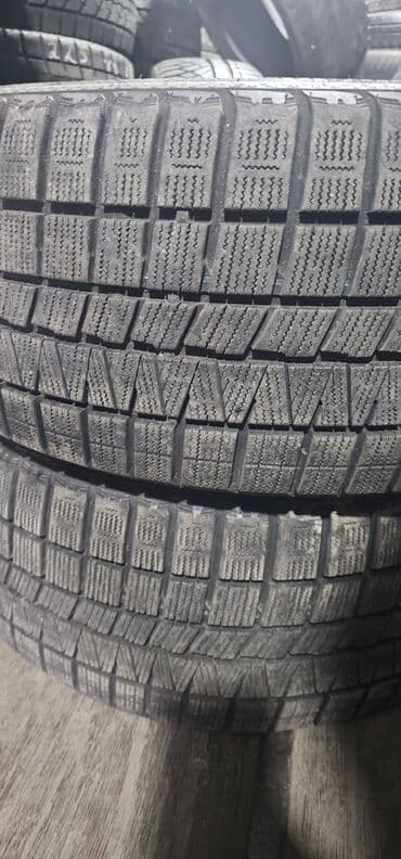 Шины 245 / 40 / R 18, Зима, Б/у, Пара, Легковые