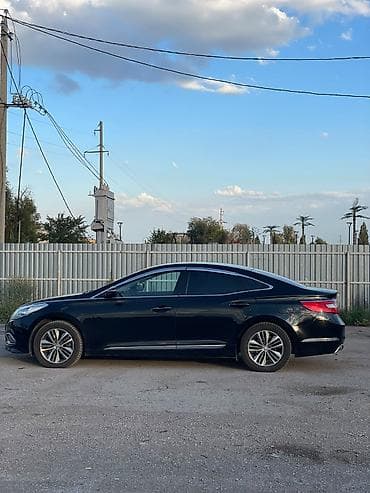 geely galaxy e5: Hyundai Grandeur: 2014 г., Автомат, Газ, Седан — 3