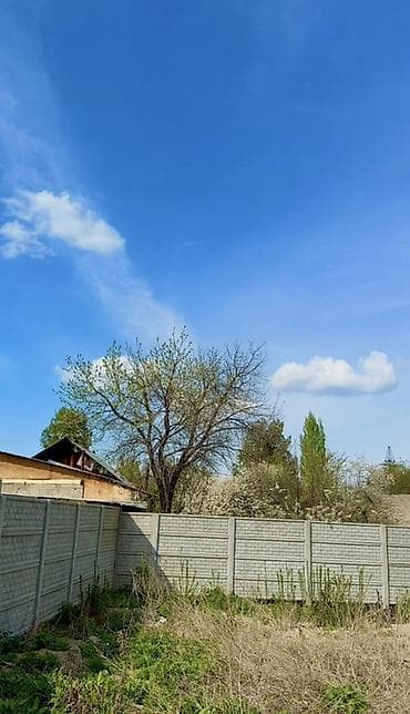Земельные участки: 4 соток, Для строительства, Договор купли-продажи, Красная книга — 2