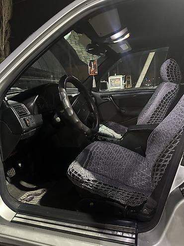 на мерседес 202: Mercedes-Benz C-Class: 1998 г., 2.4 л, Ручные, Газ, Седан — 10