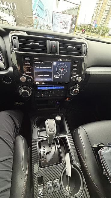 id 4: Toyota 4Runner: 2024 г., 4 л, Автомат, Бензин, Внедорожник — 6