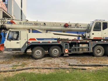 гидровлический домкрат: Автокран, Zoomlion — 1