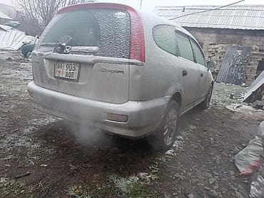 лобовое одиссей: Honda Stream: 2001 г., 1.7 л, Механика, Бензин, Минивэн — 1