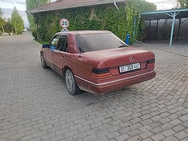 bmw e34 520: Mercedes-Benz W124: 1988 г., 2 л, Автомат, Бензин, Седан — 6
