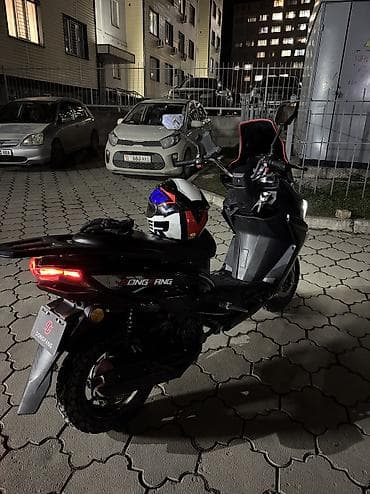 зид 150: Макси-скутер 150 куб. см, Бензин, Б/у — 3