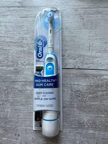 электронные зубные щетки: Электрическая зубная щетка Oral-B отлично чистит зубы, контакты — 1