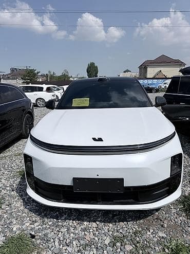 range rove: Lixiang L6: 2024 г., 1.5 л, Автомат, Гибрид, Кроссовер — 8