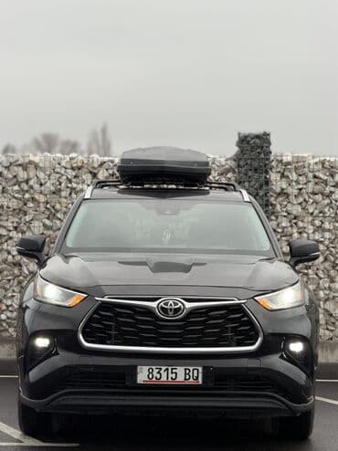 Toyota Highlander: 2021 г., 3.5 л, Автомат, Бензин, Кроссовер